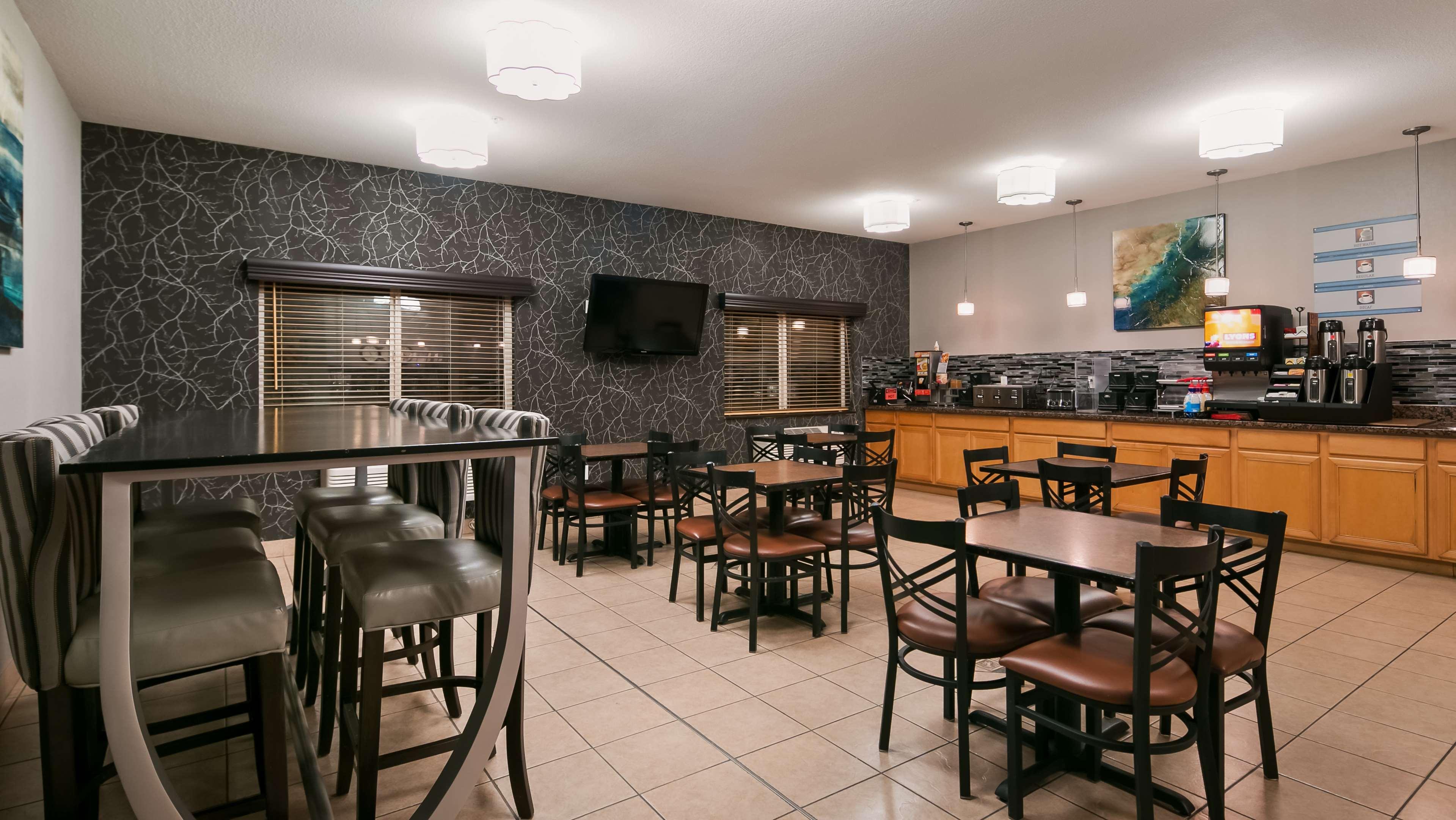 Best Western Newberg Inn Exterior photo
